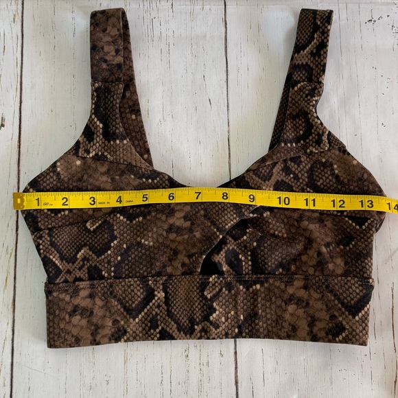 Varley Let’s Go Staunton Sports Bra Brown Rattlesnake Print Size Small - Picture 7 of 9